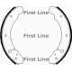FBS213 FIRST LINE Комплект тормозных колодок