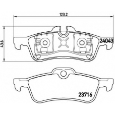 P 06 032 BREMBO Комплект тормозных колодок, дисковый тормоз