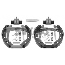 30 93 7547 SWAG Комплект тормозных колодок